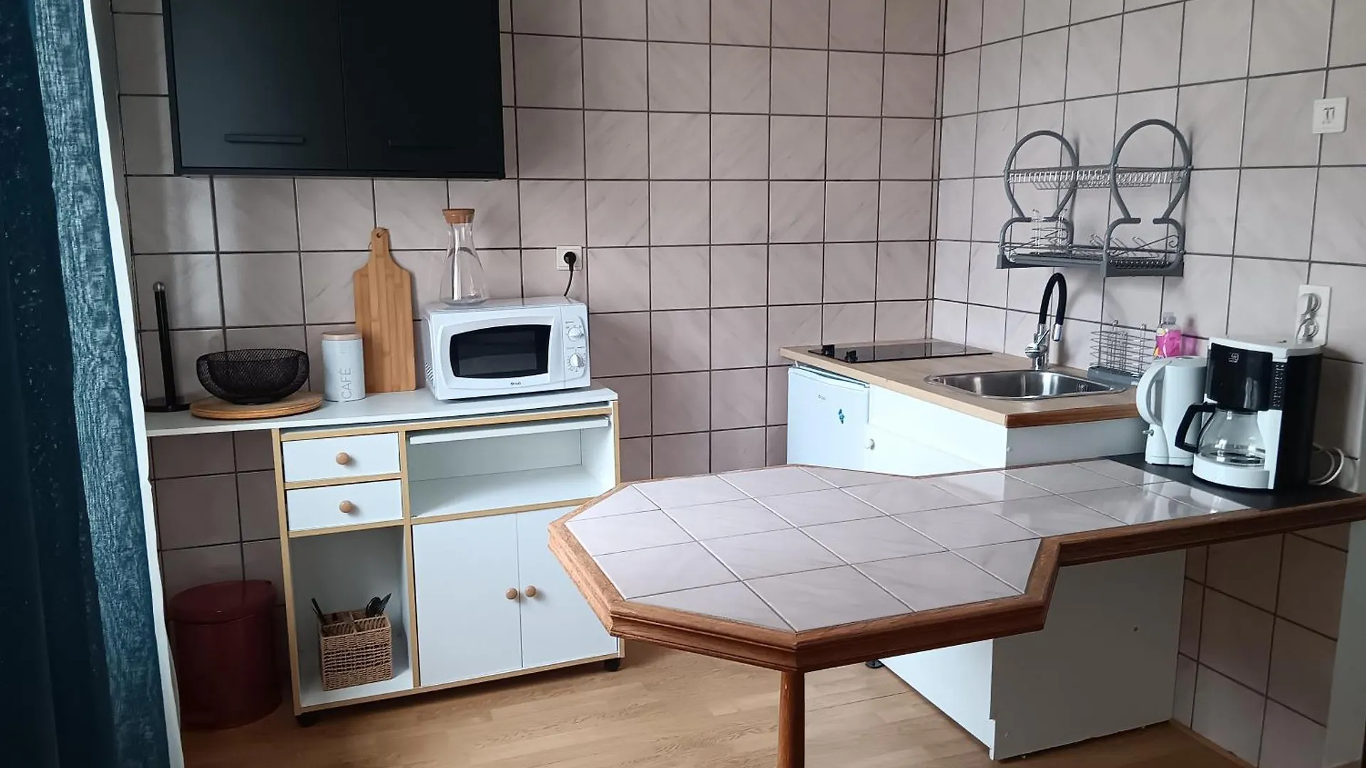 Joli Studio Idealement Situe Vichy France